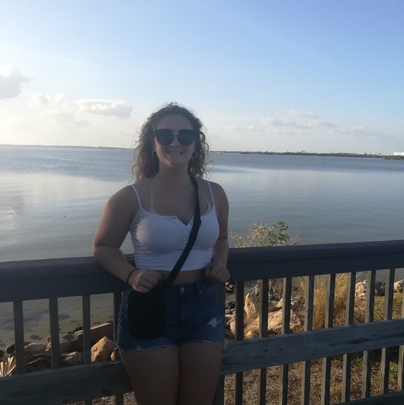 Meet your Posher, Kylee - Picture 1 of 1